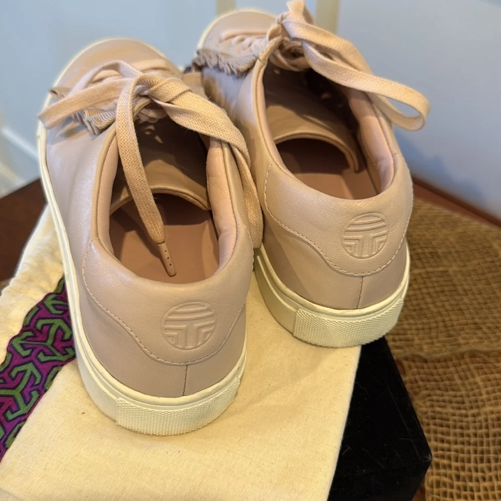 TORY BURCH RUFFLE SNEAKER Pink Leather Size 7.5